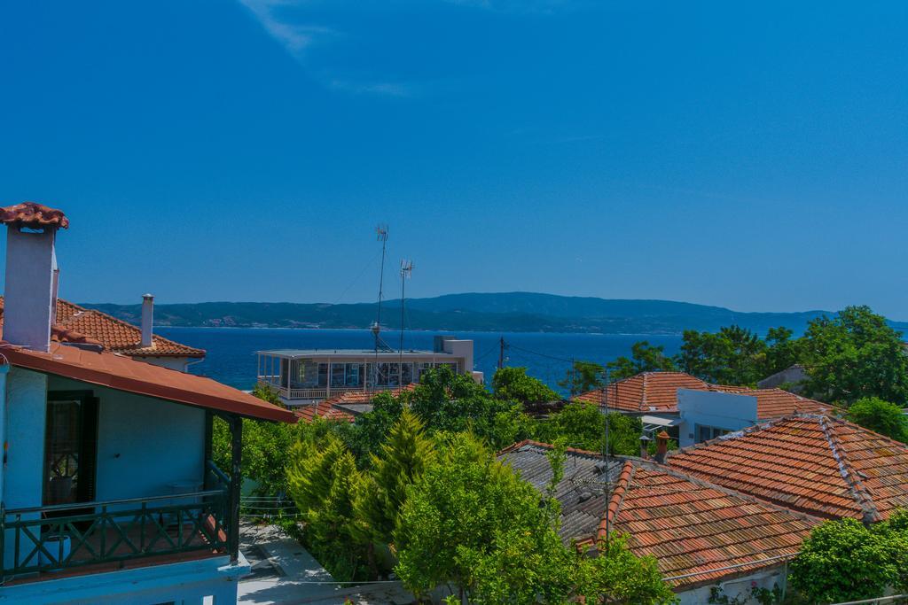 Niriides Hotel อาโมเลียนี ภายนอก รูปภาพ